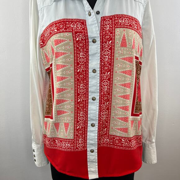 LUCKY BRAND White Red Dixie Scarf Print Chambray Pearl Snap Shirt Western Top L - Picture 3 of 7